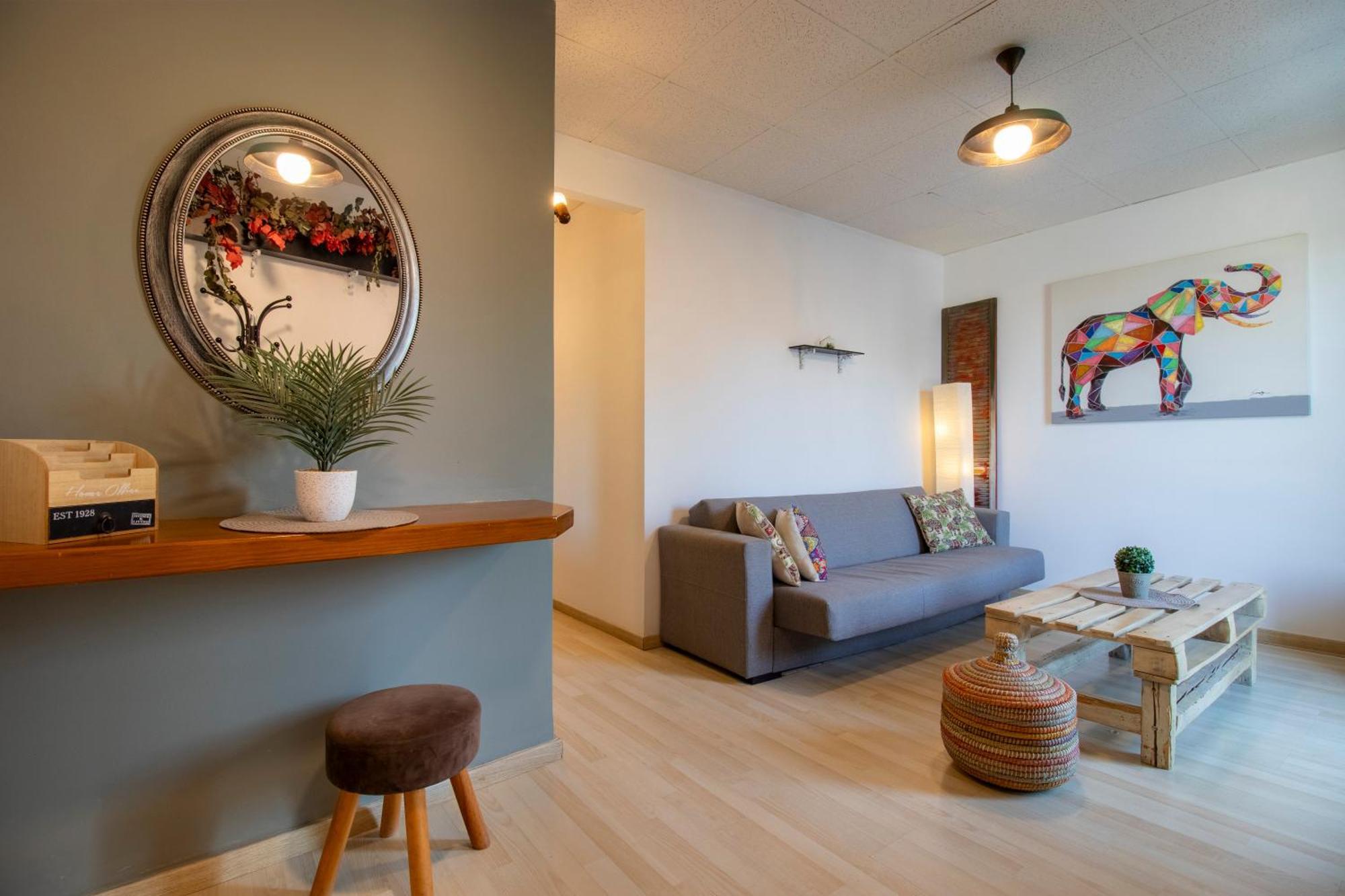 Modern City Apt In The Heart Of Heraklion Dış mekan fotoğraf