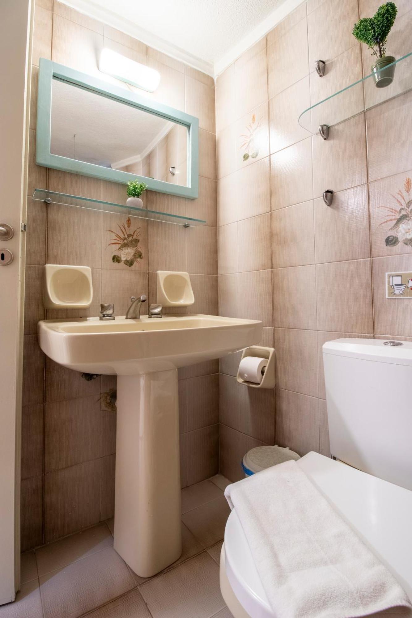 Modern City Apt In The Heart Of Heraklion Dış mekan fotoğraf