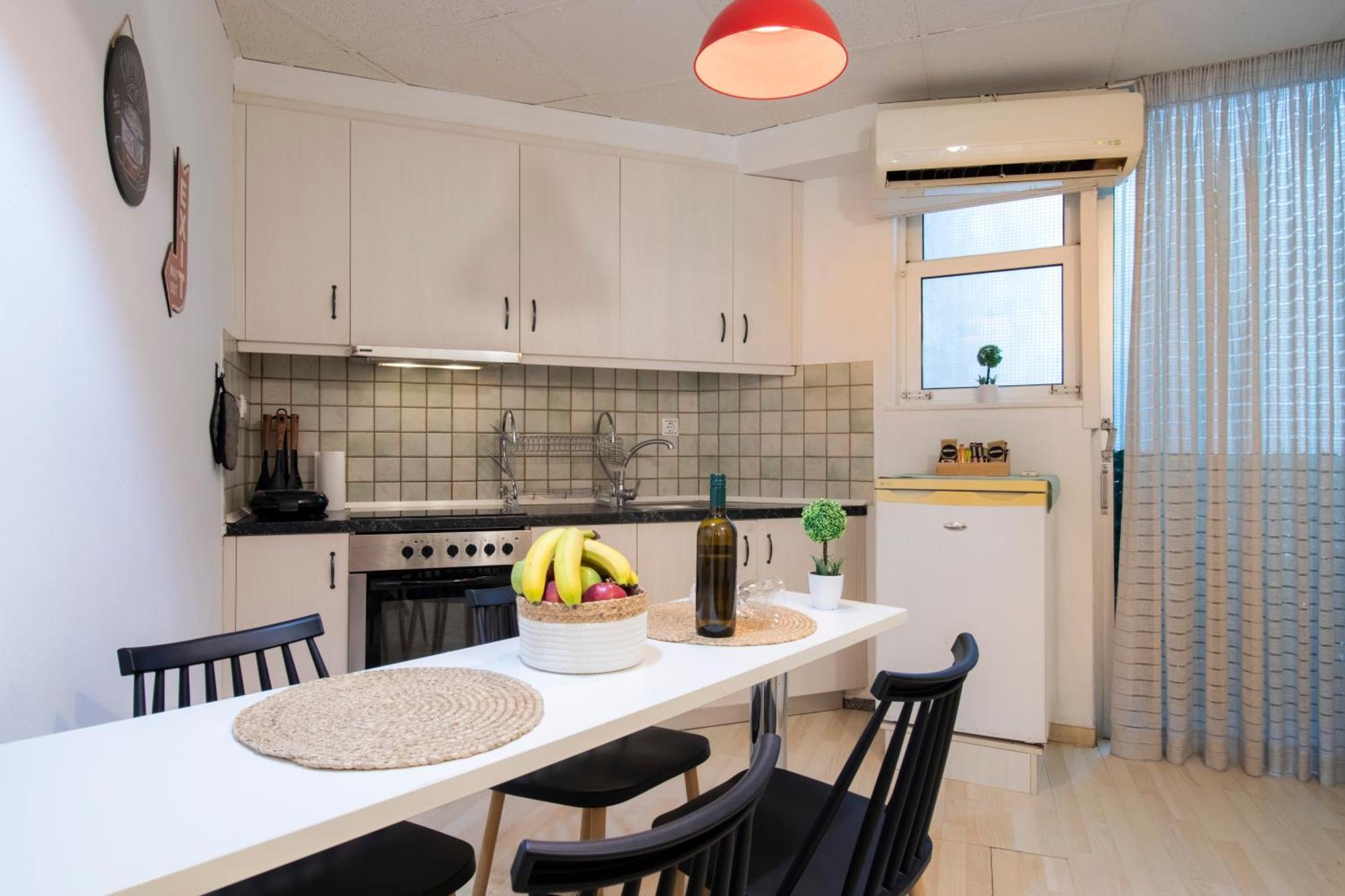 Modern City Apt In The Heart Of Heraklion Dış mekan fotoğraf