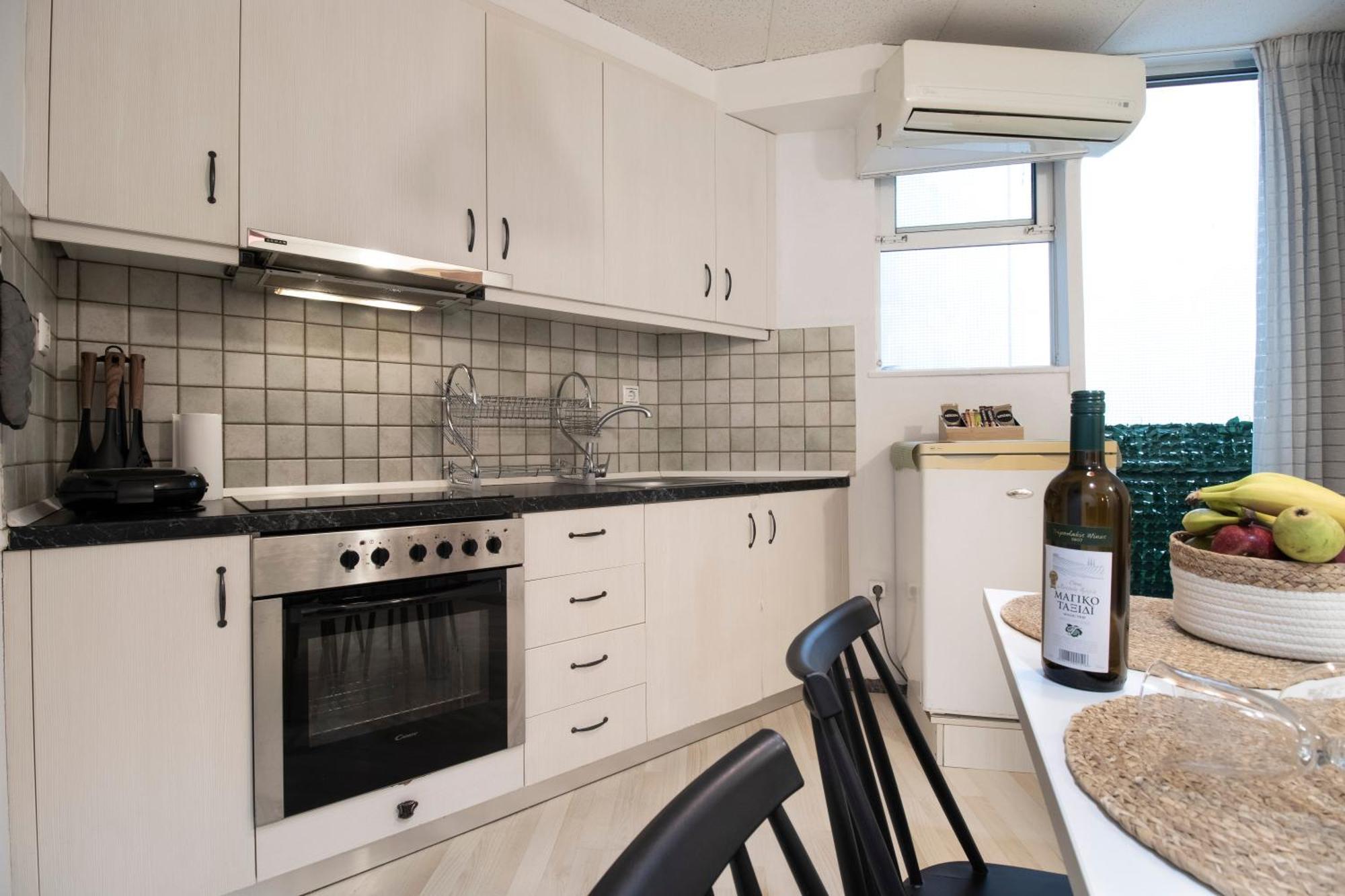 Modern City Apt In The Heart Of Heraklion Dış mekan fotoğraf